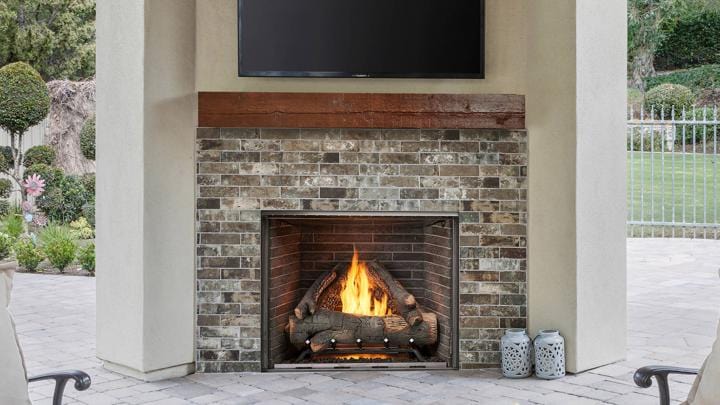 Majestic Courtyard Single-Sided Outdoor Gas Fireplace - 36"